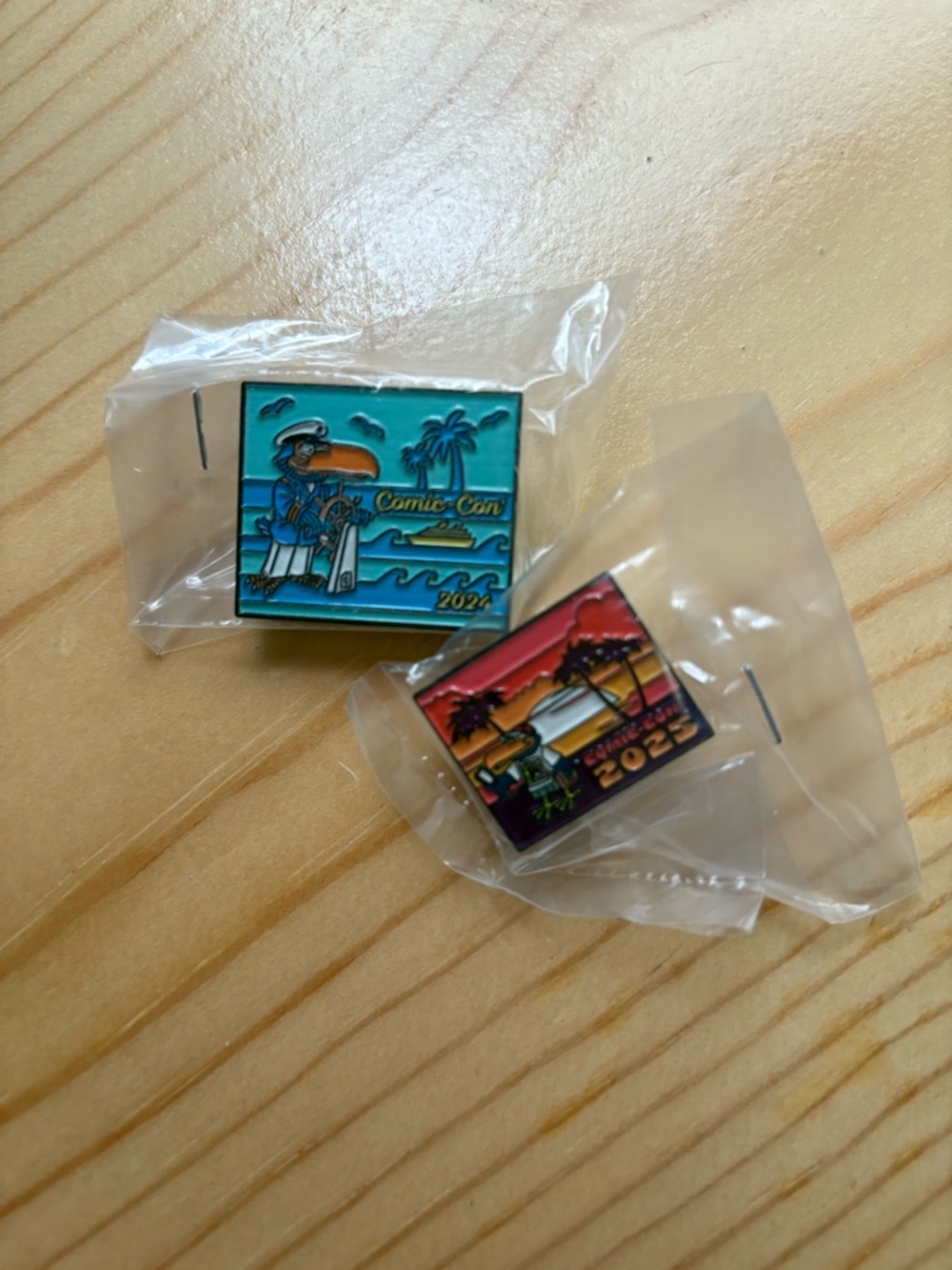 San Diego Comic-Con 2024 & 2025 Souvenir Postcard Enamel Pins Toucan